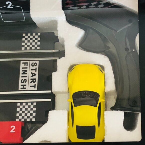 New in Box LiteHawk Circuit - Laguna-Racing Set 662 cm/21.7" Track Length - Picture 10 of 16